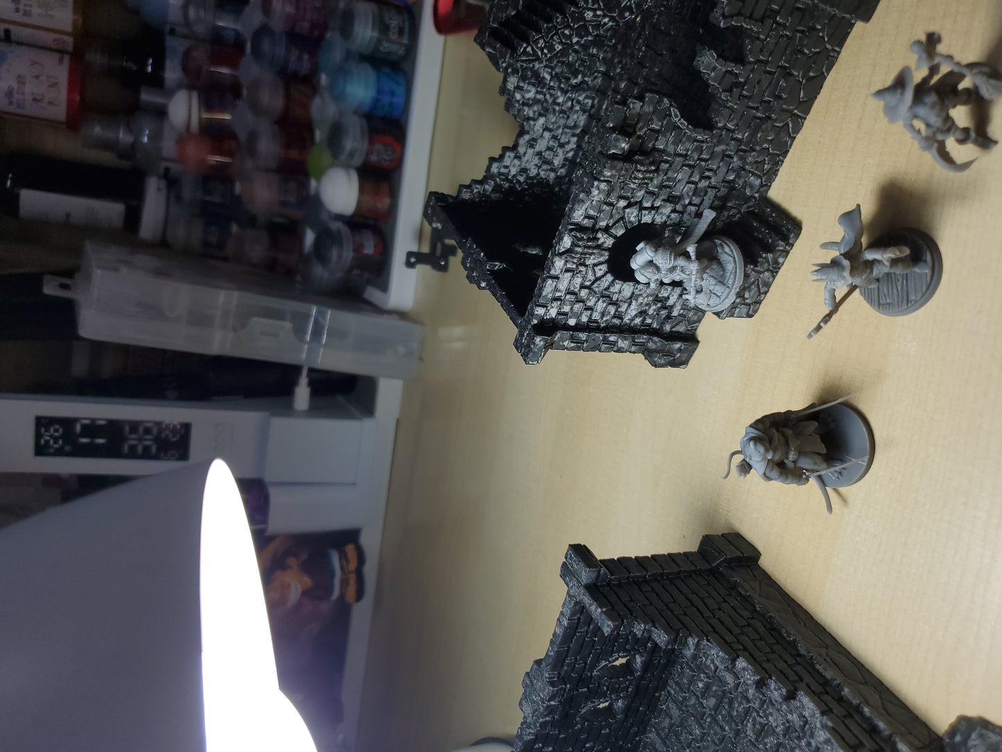 Dungeon and dragons figures and 2 buildings