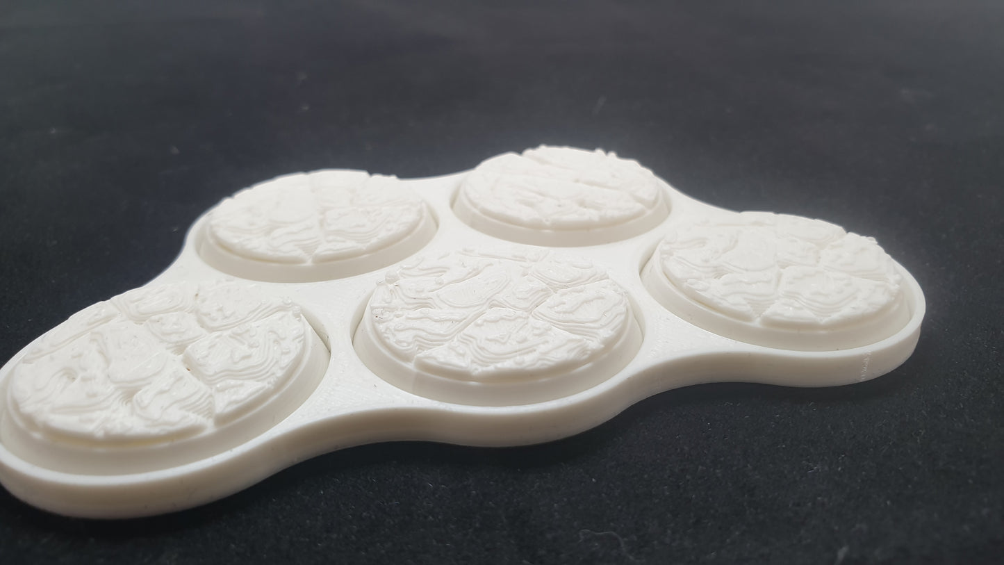 3 - 32mm movement tray with 15 broken earth bases for 40k age of sigmar lotr d&d