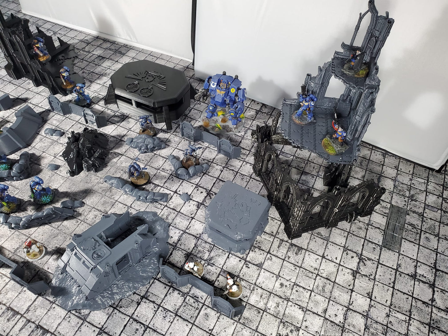 Terrain for mini gaming like warhammer scenery fortifications sandbags wreaked vehicles buildings