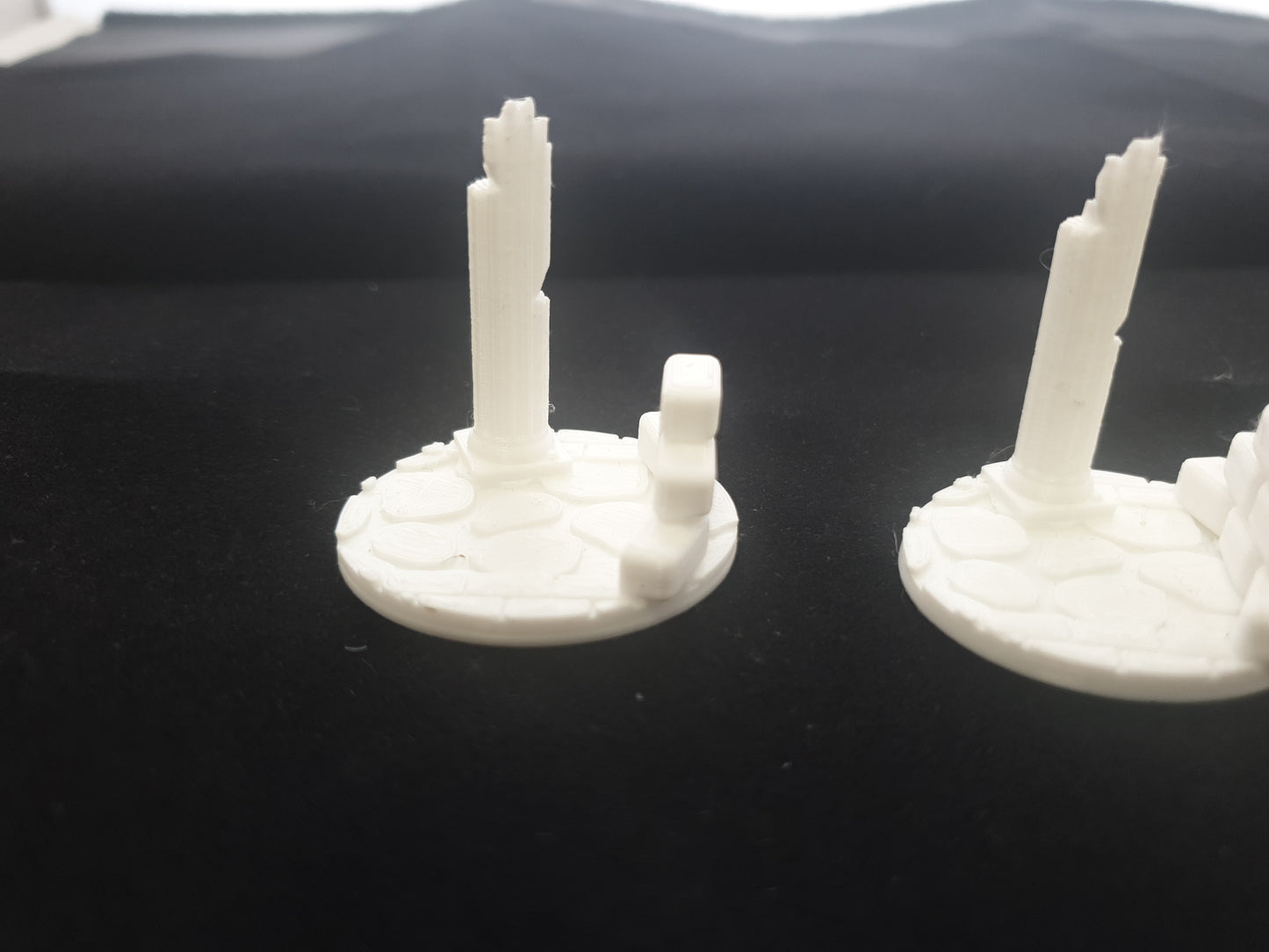 Hero bases in white for any table top hero
